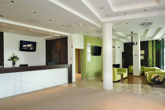 Imagen de los interiores del Hotel Lambergh Ch&acirc;teau and. Foto 20