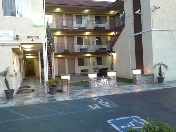 Imagen de los interiores del Hotel Lambert Inn. Foto 19
