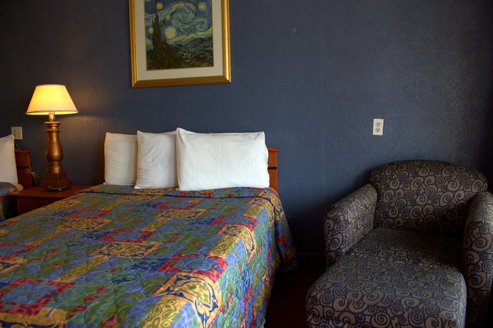 Imagen de la habitación del Hotel Lambert Inn, Kissimmee. Foto 5