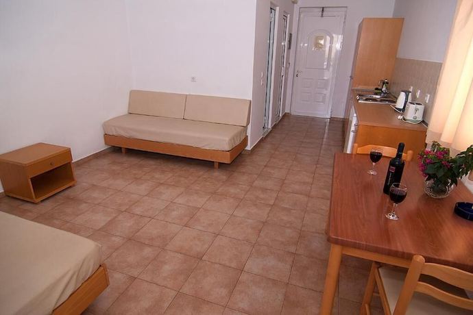 Imagen de la habitación del Hotel Lambis Studios And Apartments. Foto 8