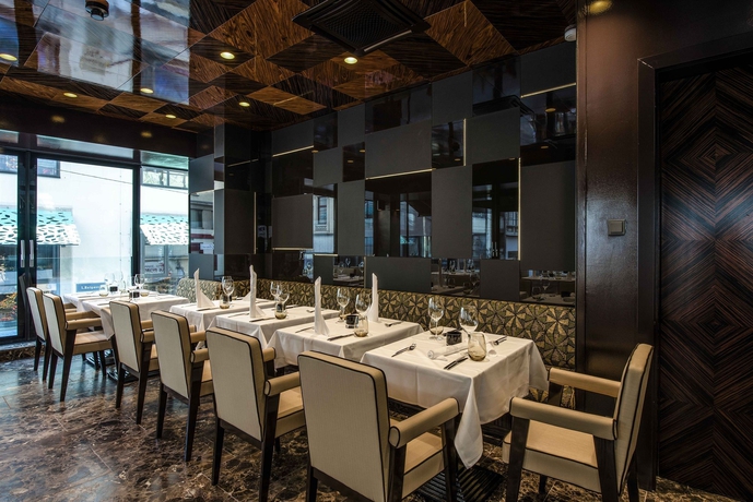 Imagen del bar/restaurante del Hotel Lamée. Foto 3