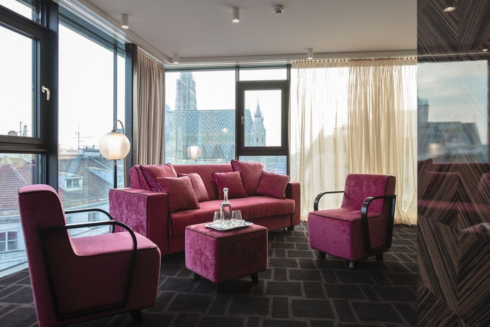 Imagen de los interiores del Hotel Lamée. Foto 13