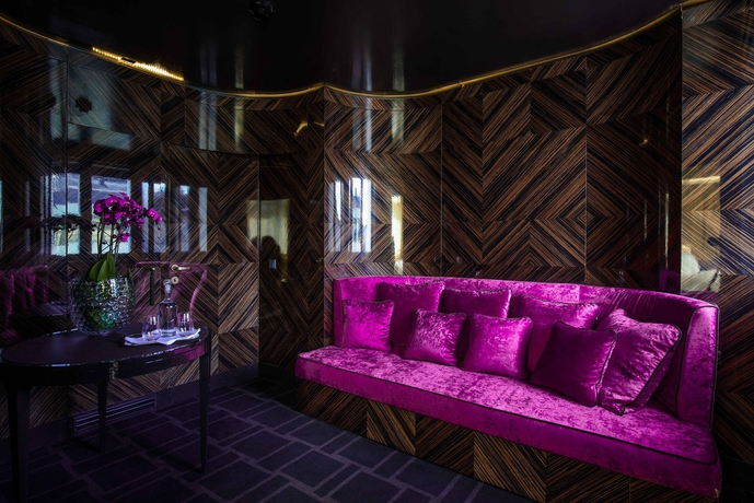 Imagen de los interiores del Hotel Lamée. Foto 15