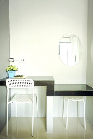 Imagen de la habitación del Hotel Lamer Ville Resort. Foto 16