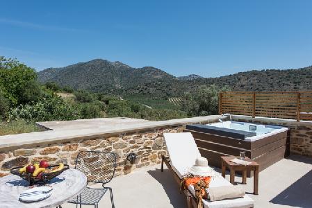 Imagen de la habitación del Hotel Lameriana Secret Village. Foto 10