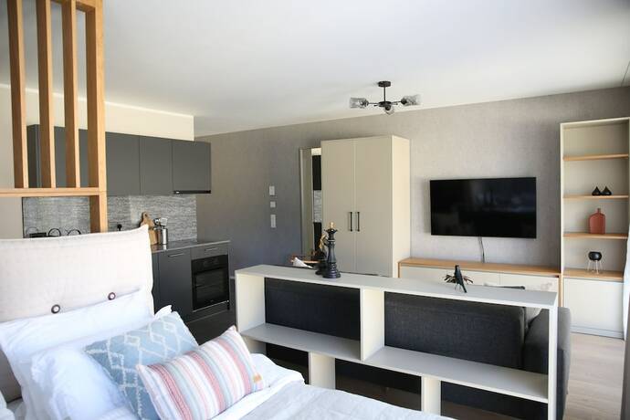 Imagen de la habitación del Hotel Lamira Serviced Apartments. Foto 19