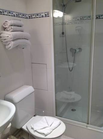 Imagen de la habitación del Hotel L'amiral. Foto 6