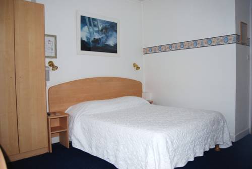 Imagen de la habitación del Hotel L'amiral. Foto 9