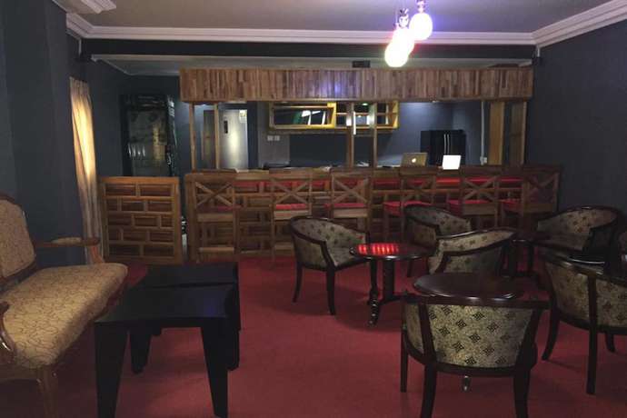 Imagen del bar/restaurante del Hotel Lamirol. Foto 4