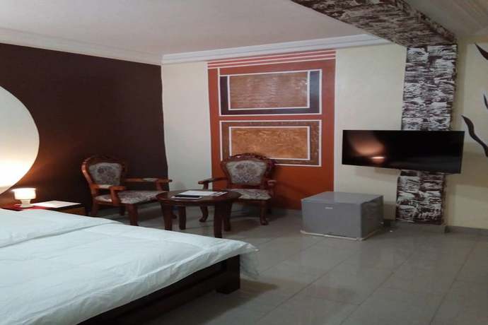 Imagen de la habitación del Hotel Lamirol. Foto 11