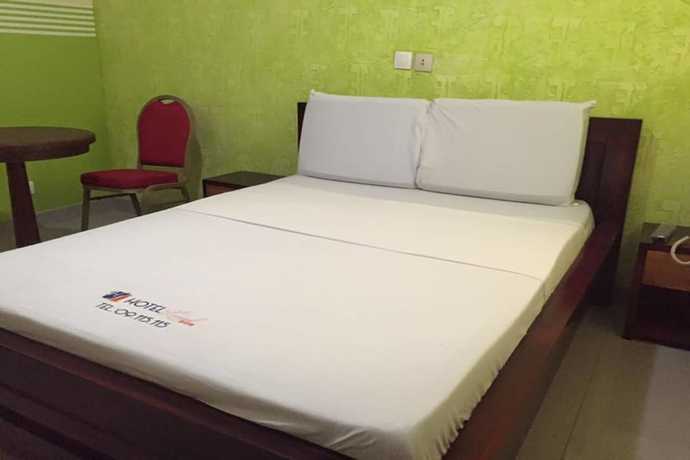 Imagen de la habitación del Hotel Lamirol. Foto 13