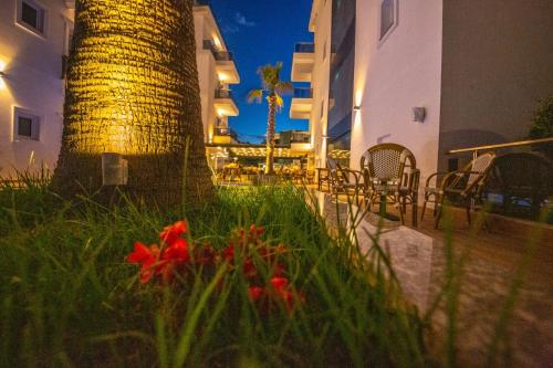 Imagen general del Hotel L\'amo del mare. Foto 9