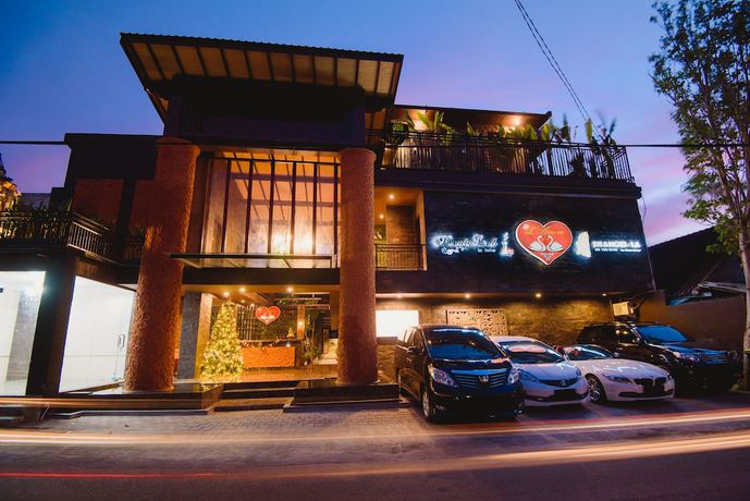 Imagen de los interiores del Hotel L'amore Bali. Foto 18