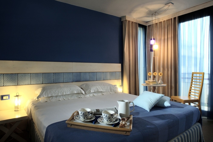 Imagen de la habitación del Hotel Lamorosa. Foto 12