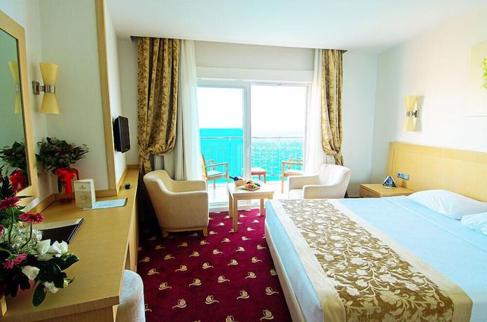 Imagen de la habitación del Hotel Lamos. Foto 8