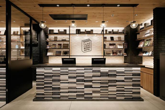 Imagen de los interiores del Hotel Lamp Light Books Nagoya. Foto 20