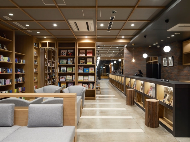 Imagen de los interiores del Hotel Lamp Light Books Sapporo. Foto 13