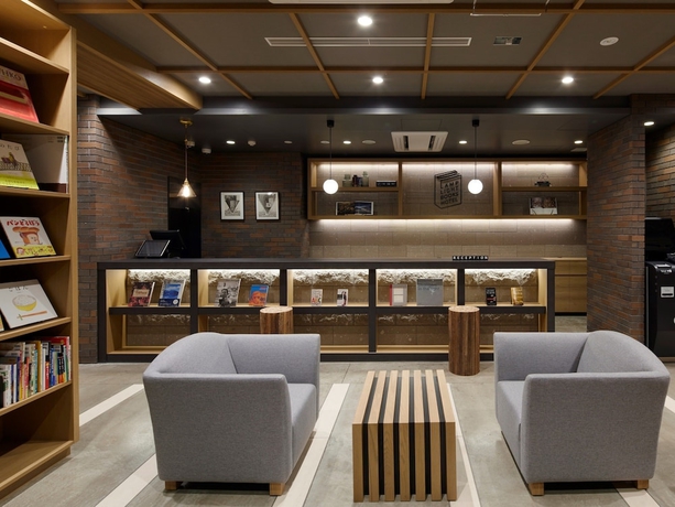 Imagen de los interiores del Hotel Lamp Light Books Sapporo. Foto 14