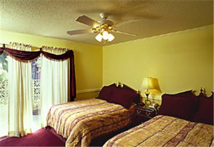 Imagen de la habitación del Hotel Lamp Liter Inn. Foto 4