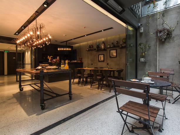 Imagen de los interiores del Hotel Lampa Design - Special Class. Foto 9