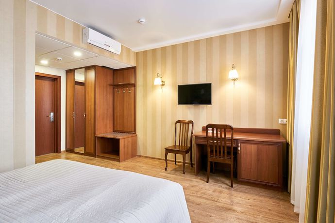 Imagen de la habitación del Hotel Lampa. Foto 15