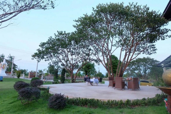 Imagen de los exteriores del Hotel Lampang Green Garden Resort. Foto 17