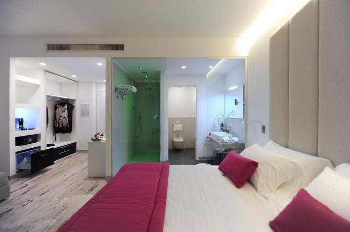 Imagen de la habitación del Hotel Lampara. Foto 4