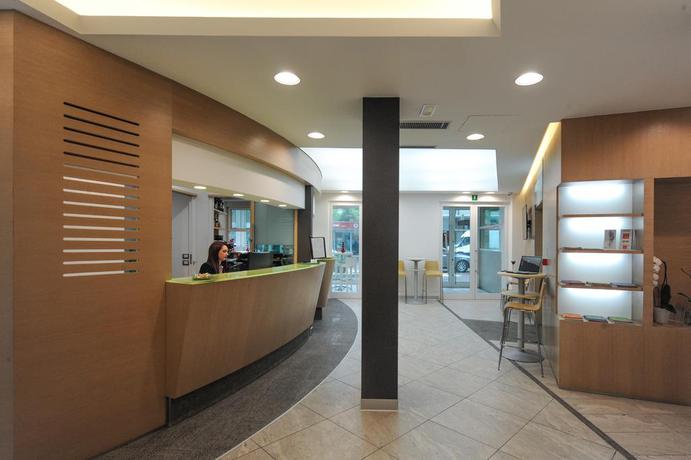 Imagen de los interiores del Hotel Lampara. Foto 8