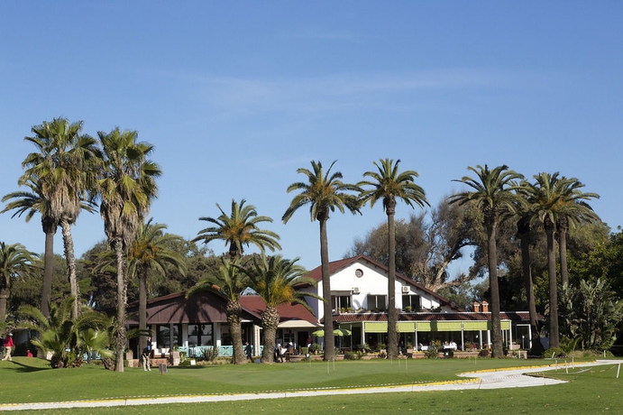 Imagen de los exteriores del Hotel L'amphitrite Palace Resort and Spa. Foto 10