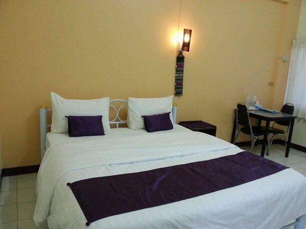 Imagen de la habitación del Hotel Lamphun Place. Foto 16