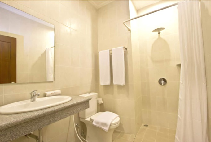 Imagen de la habitación del Hotel Lampion Solo. Foto 5