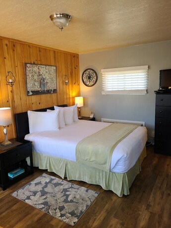 Imagen de la habitación del Hotel Lamplighter Cabins and Suites. Foto 18
