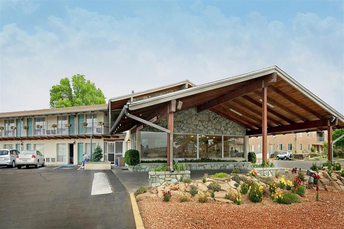 Imagen general del Hotel Lamplighter Inn. Foto 2