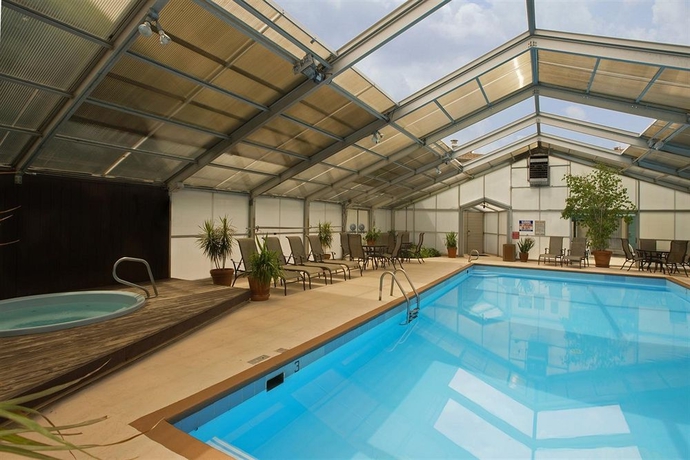 Imagen de la piscina del Hotel Lamplighter Inn. Foto 10