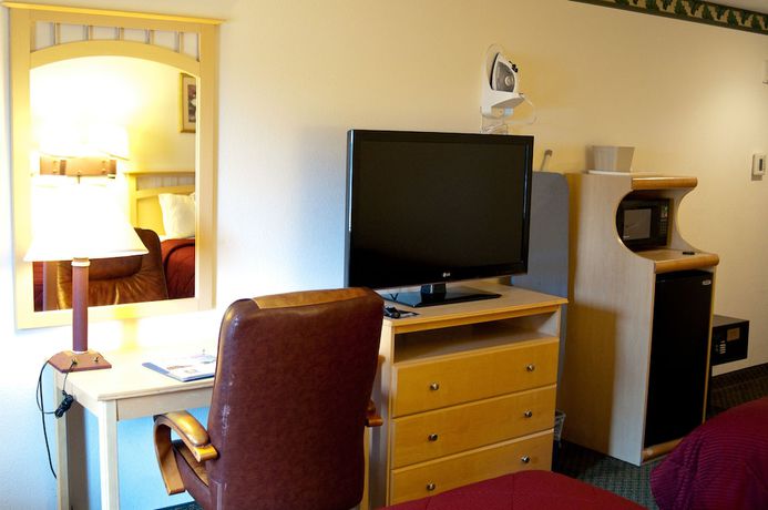 Imagen de la habitación del Hotel Lamplighter Inn and Suites. Foto 8