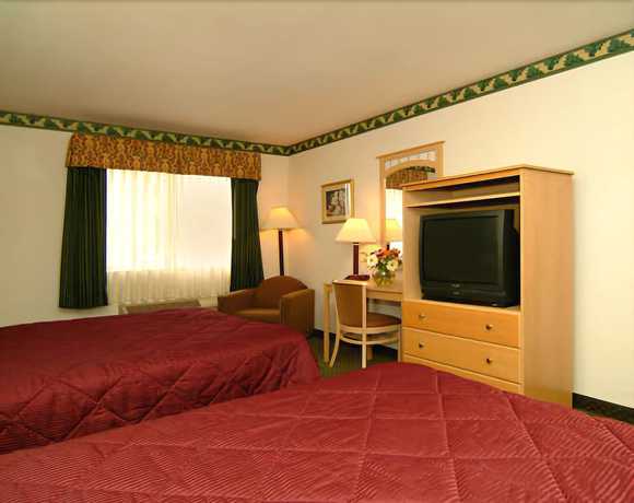 Imagen de la habitación del Hotel Lamplighter Inn and Suites. Foto 12