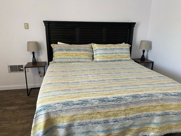 Imagen general del Hotel Lamplighter Lodge. Foto 4
