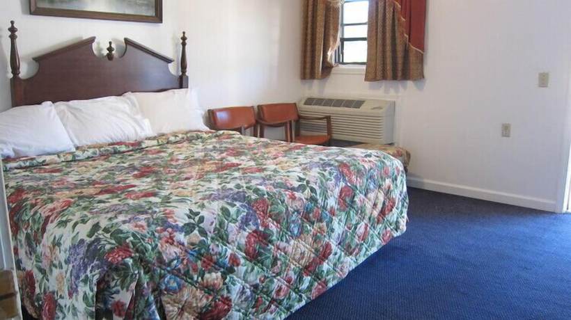 Imagen de los interiores del Hotel Lamplighter Motel - Clinton, Connecticut. Foto 11