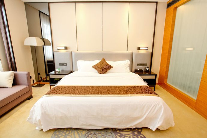 Imagen de la habitación del Hotel Lamtin Longwin Wuhan. Foto 12