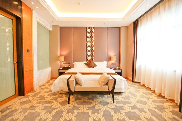 Imagen de la habitación del Hotel Lamtin Longwin Wuhan. Foto 15