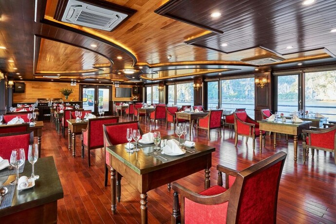 Imagen del bar/restaurante del Hotel Lan Ha Legend Cruise. Foto 10