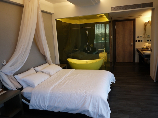 Imagen de la habitación del Hotel Lan Villa. Foto 4