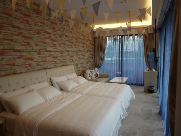 Imagen de la habitación del Hotel Lan Villa. Foto 12