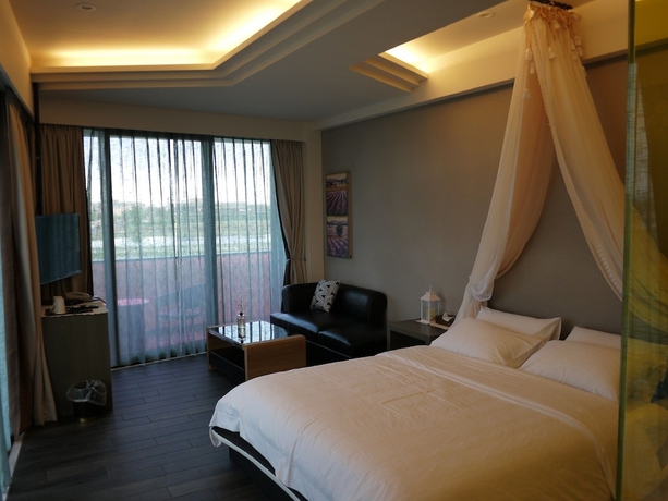 Imagen de la habitación del Hotel Lan Villa. Foto 17