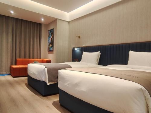 Imagen general del Hotel LanOu Hotel Lianyungang Donghai High-speed Railway Station Crystal City. Foto 1