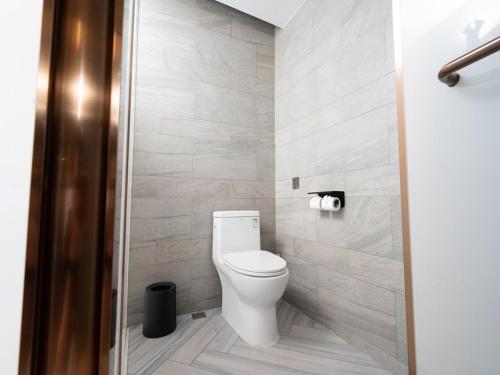 Imagen de la habitación del Hotel LanOu Hotel Qingdao Huangdao District Xinjiekou. Foto 17