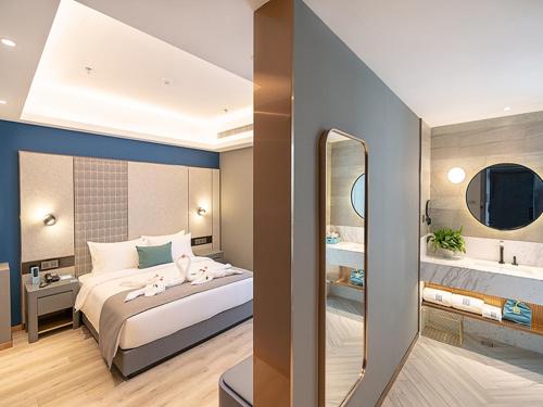 Imagen general del Hotel LanOu Hotel Qingdao Huangdao District Xinjiekou. Foto 1