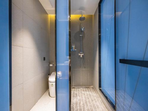 Imagen de la habitación del Hotel LanOu Lanzhou Zhengning Road Night Market. Foto 13