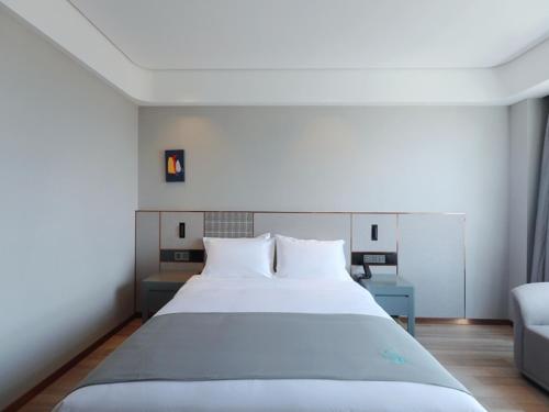 Imagen de la habitación del Hotel LanOu Lanzhou Zhengning Road Night Market. Foto 14