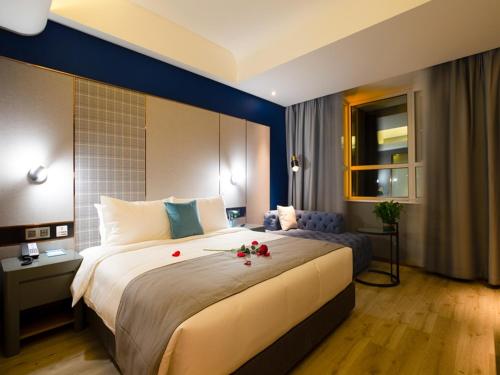 Imagen general del Hotel LanOu Weinan Fuping Millennium Longlano. Foto 3